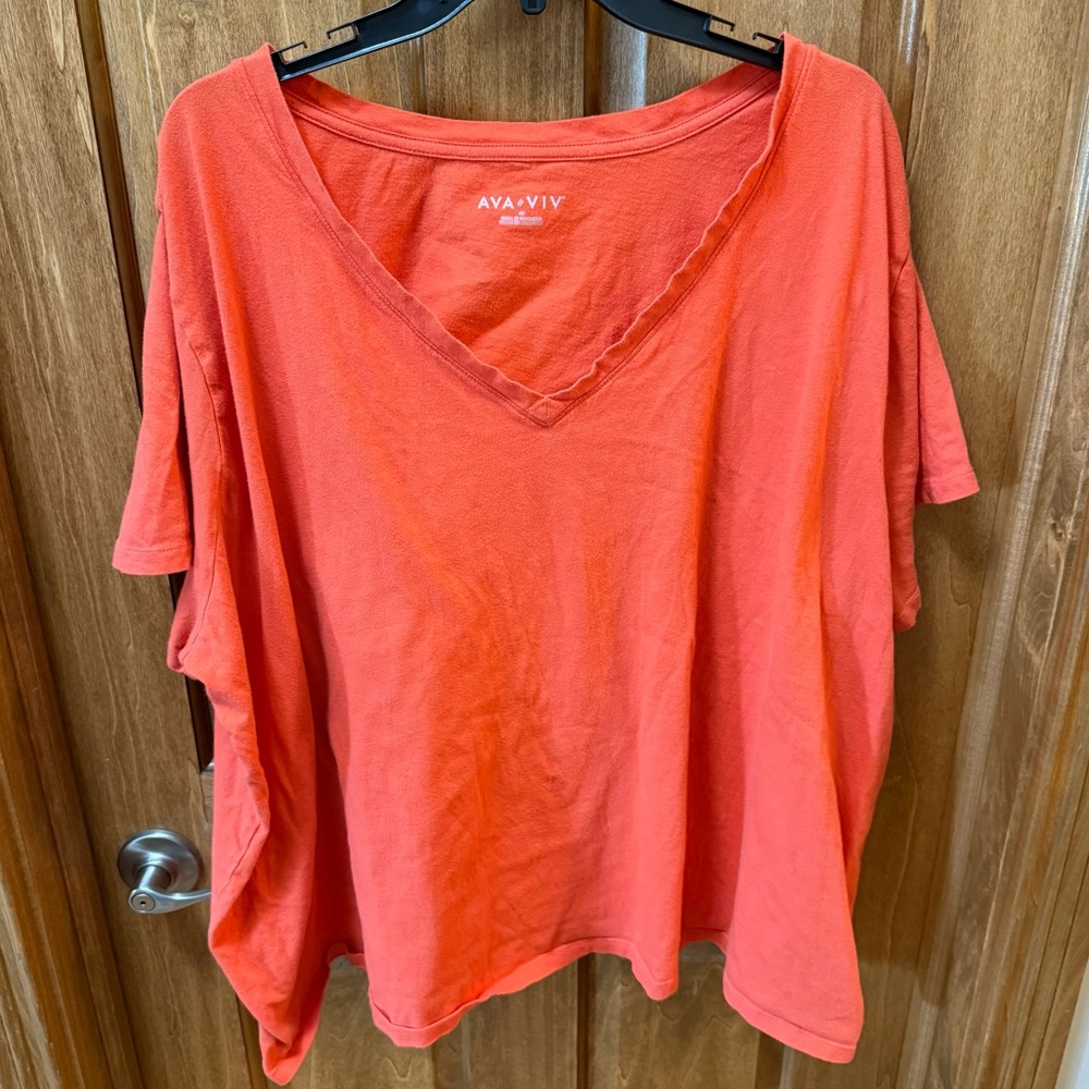Ava & Viv Coral Short Sleeve V Neck Tee 4X